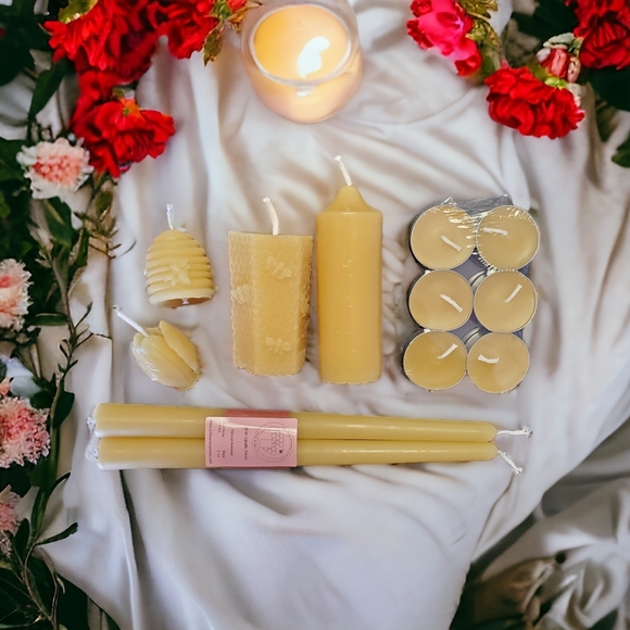 Pure handmade beeswax candle gift box. Makes a great sample kit too! - Picture 1 of 9
